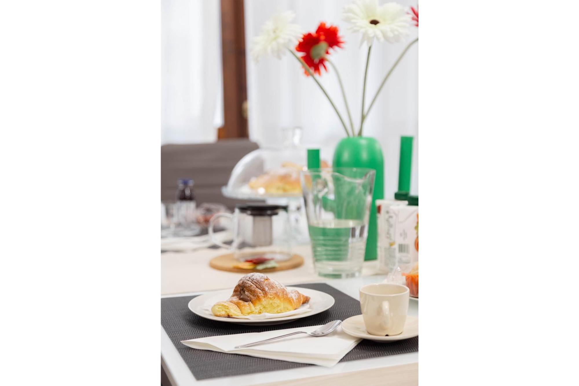 Chiara'S Sweet Apartment Al Perugino Ponte Galeria Ngoại thất bức ảnh